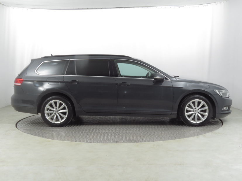 Volkswagen Passat, 2017