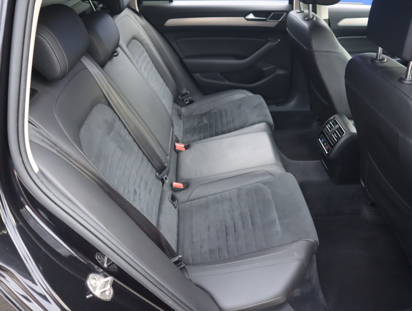 Volkswagen Passat, 2017