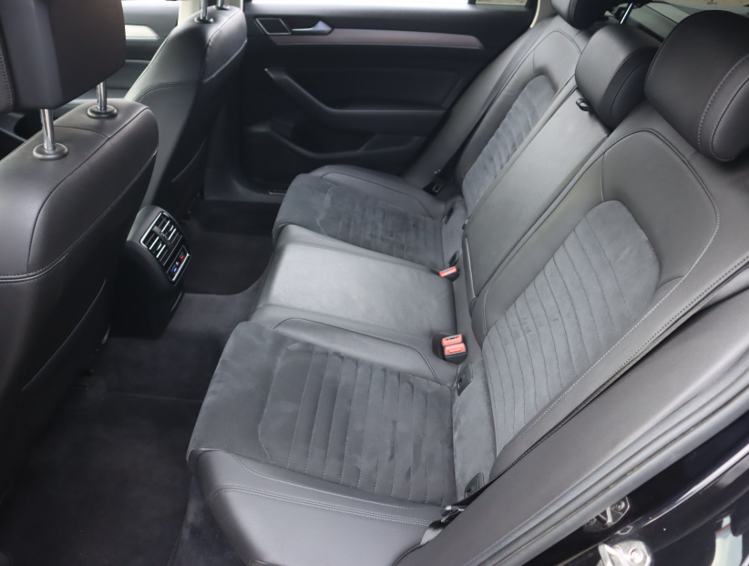 Volkswagen Passat, 2017