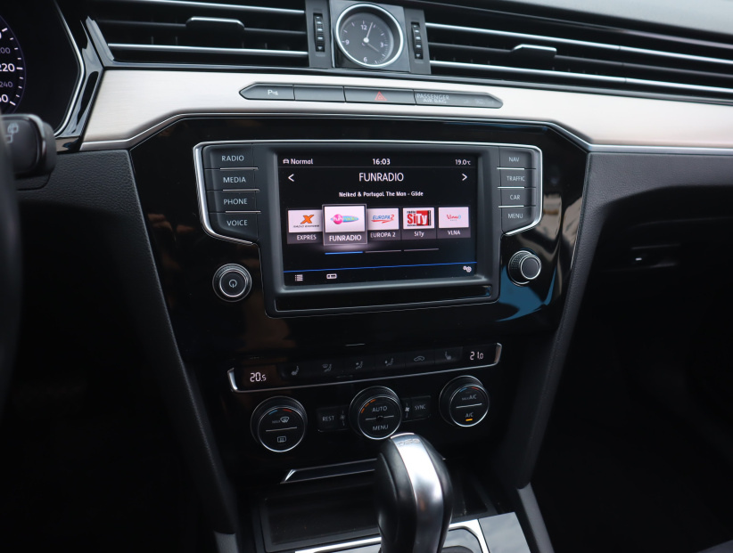 Volkswagen Passat, 2017