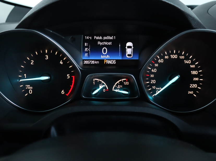 Ford Kuga, 2017