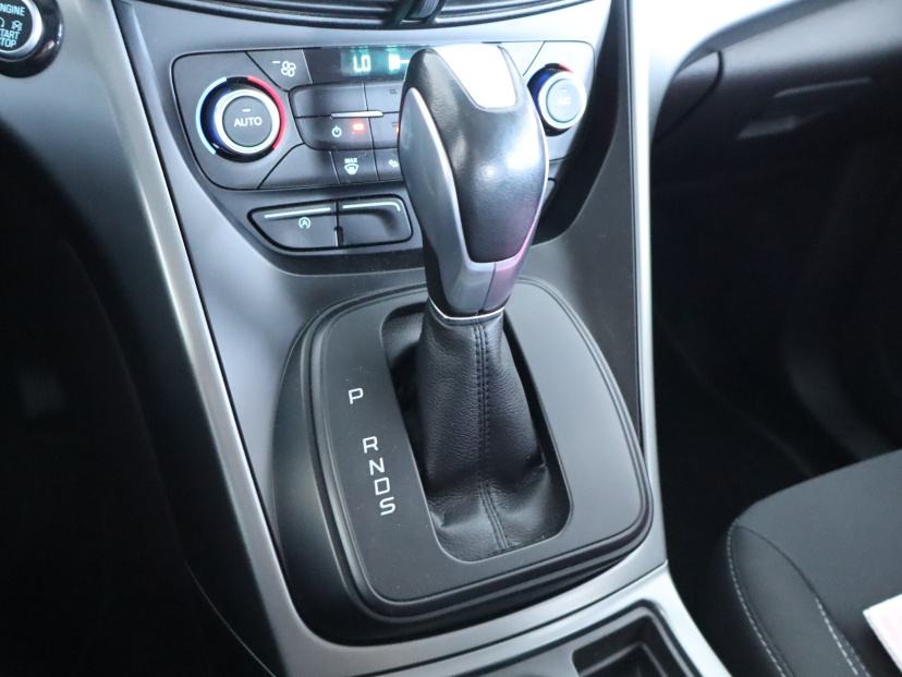 Ford Kuga, 2017