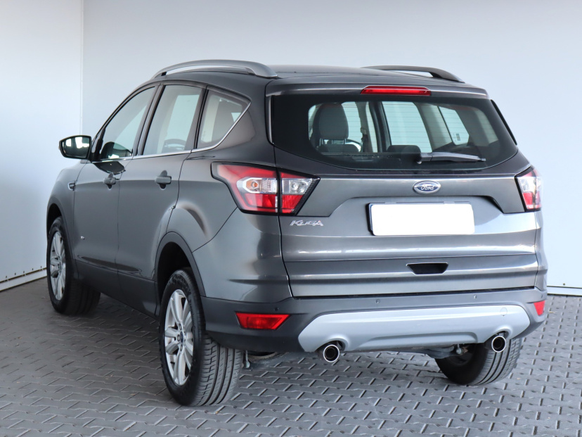 Ford Kuga, 2017