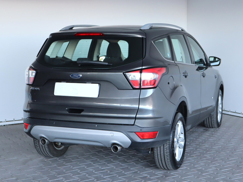 Ford Kuga, 2017