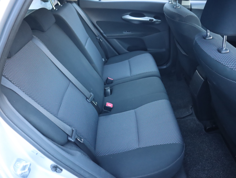 Toyota Auris, 2010