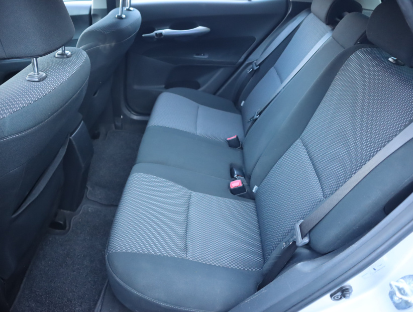 Toyota Auris, 2010