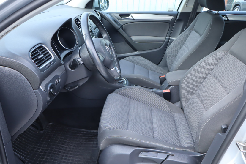 Volkswagen Golf, 2012