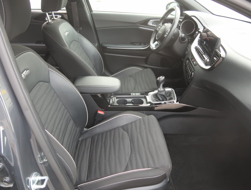 Kia Ceed, 2024