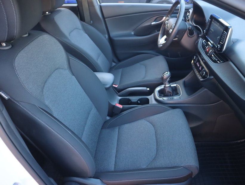 Hyundai i30, 2023