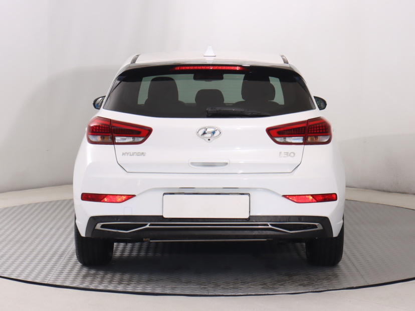 Hyundai i30, 2023