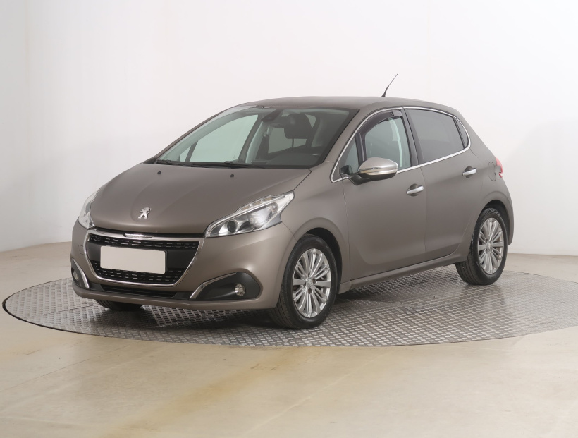 Peugeot 208, 2016