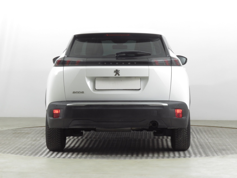 Peugeot 2008, 2020