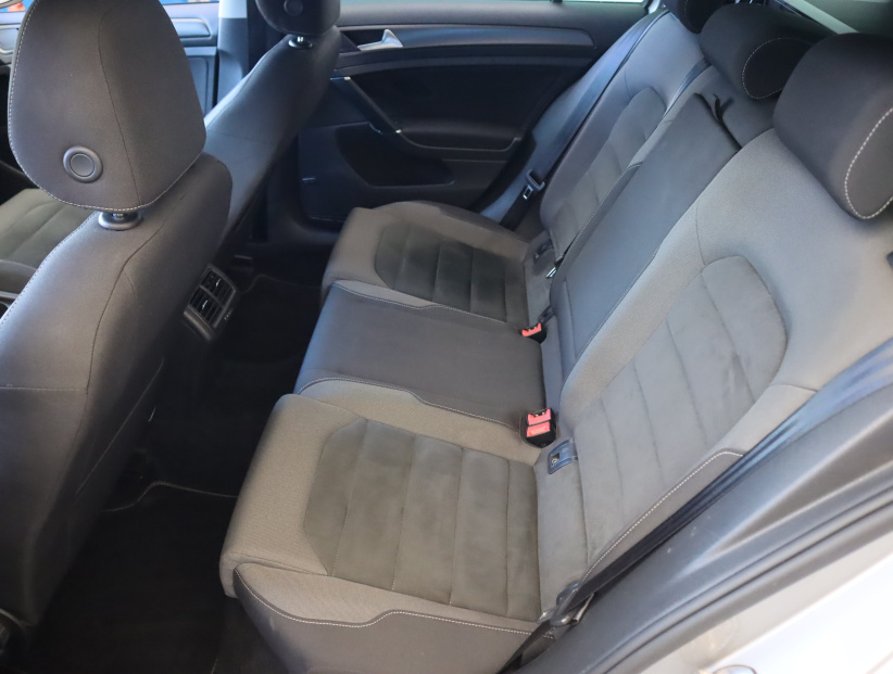 Volkswagen Golf, 2018