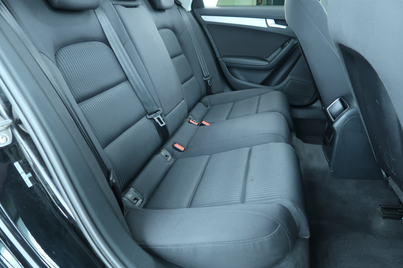 Audi A4, 2015