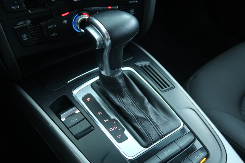 Audi A4, 2015