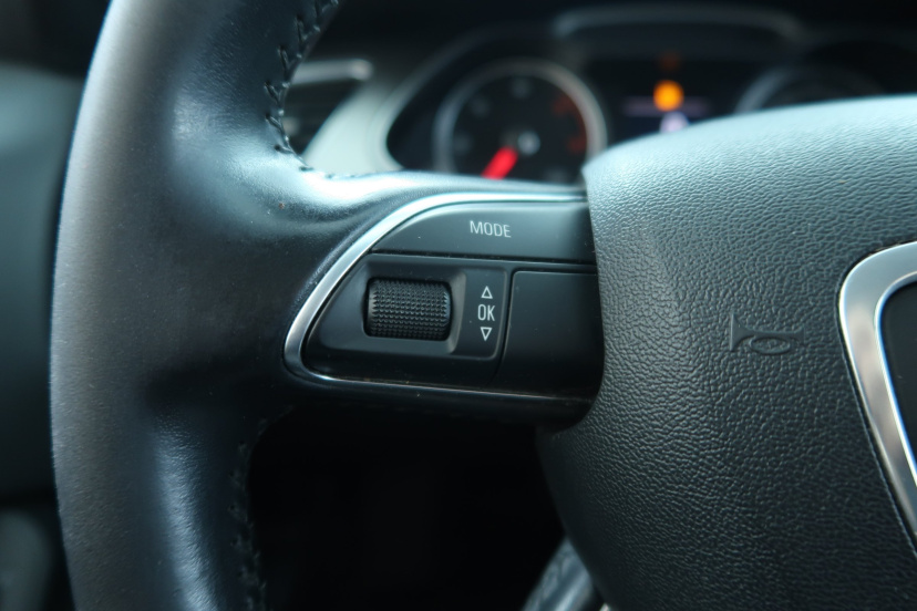 Audi A4, 2015