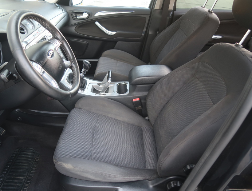 Ford S-Max, 2009