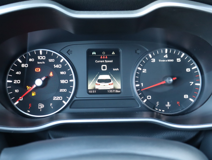 MG ZS SUV, 2024
