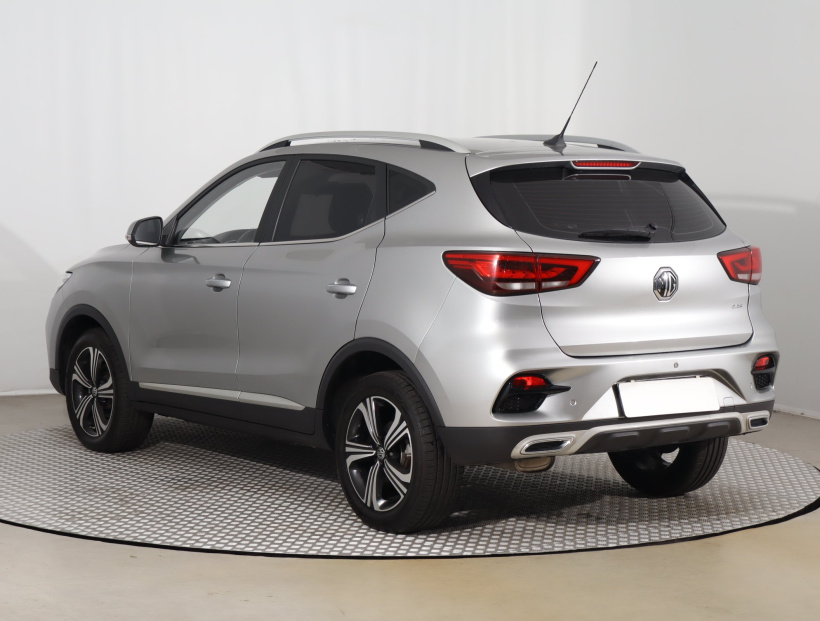 MG ZS SUV, 2024