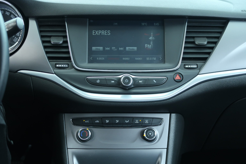 Opel Astra, 2015
