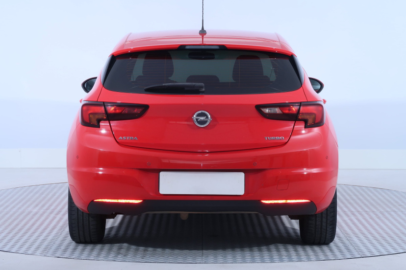 Opel Astra, 2015