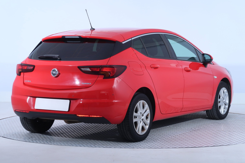 Opel Astra, 2015