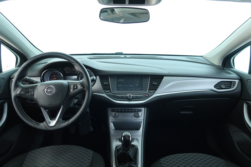 Opel Astra, 2015