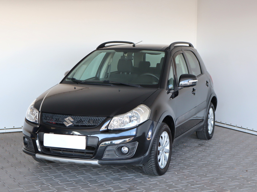 Suzuki SX4, 2011