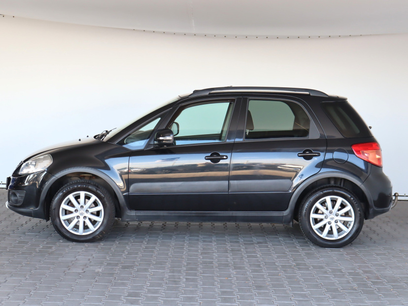 Suzuki SX4, 2011