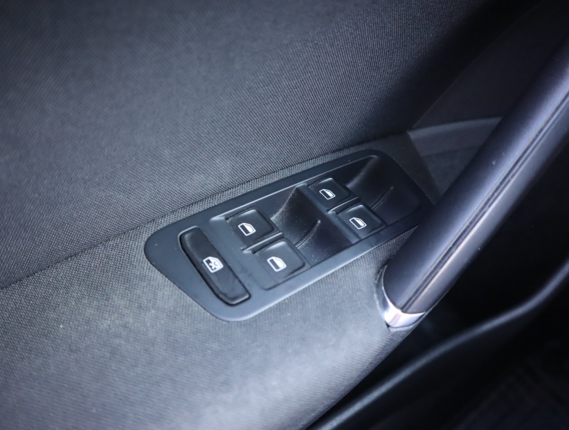 Volkswagen Golf, 2013