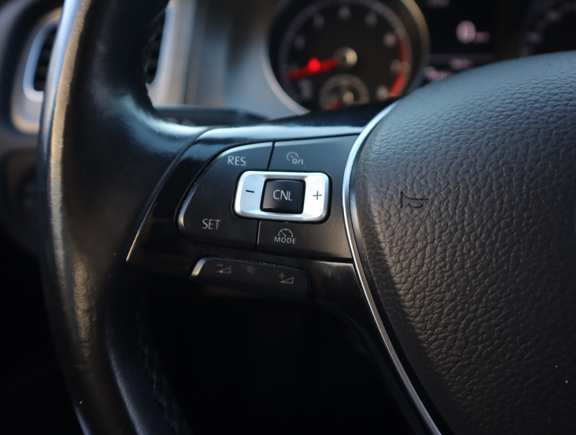 Volkswagen Golf, 2013