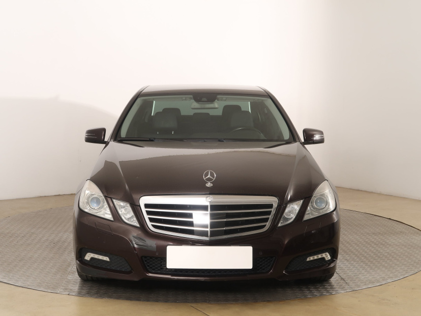 Mercedes-Benz E, 2009