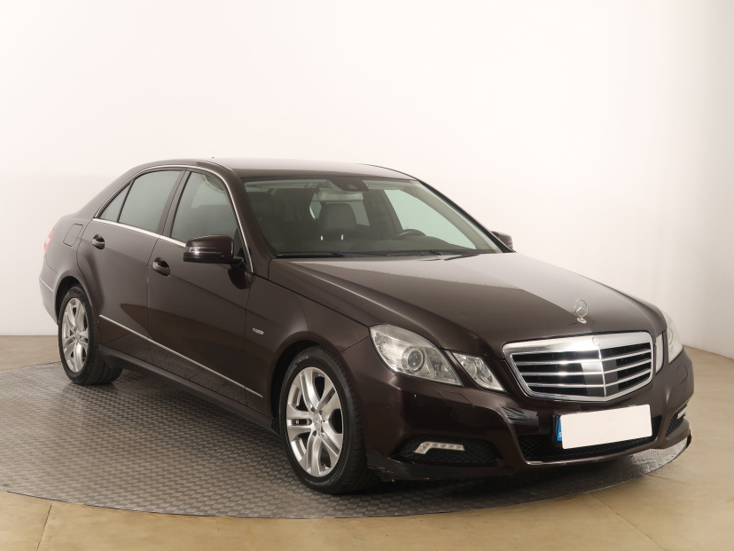 Mercedes-Benz E, 2009