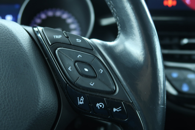 Toyota C-HR, 2019