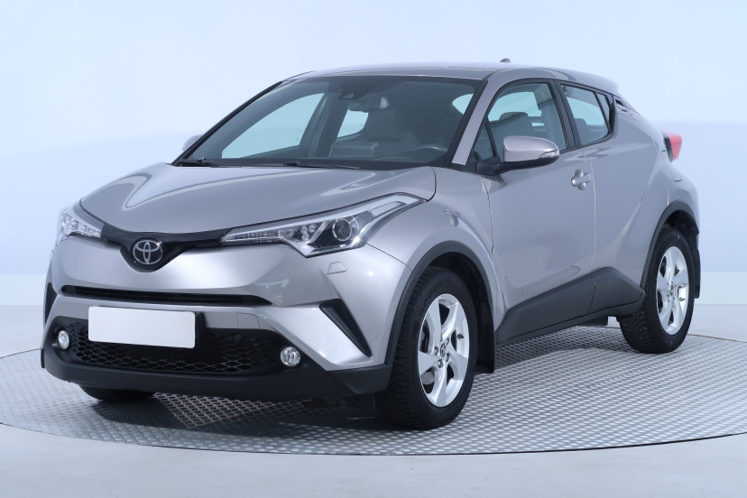 Toyota C-HR, 2019