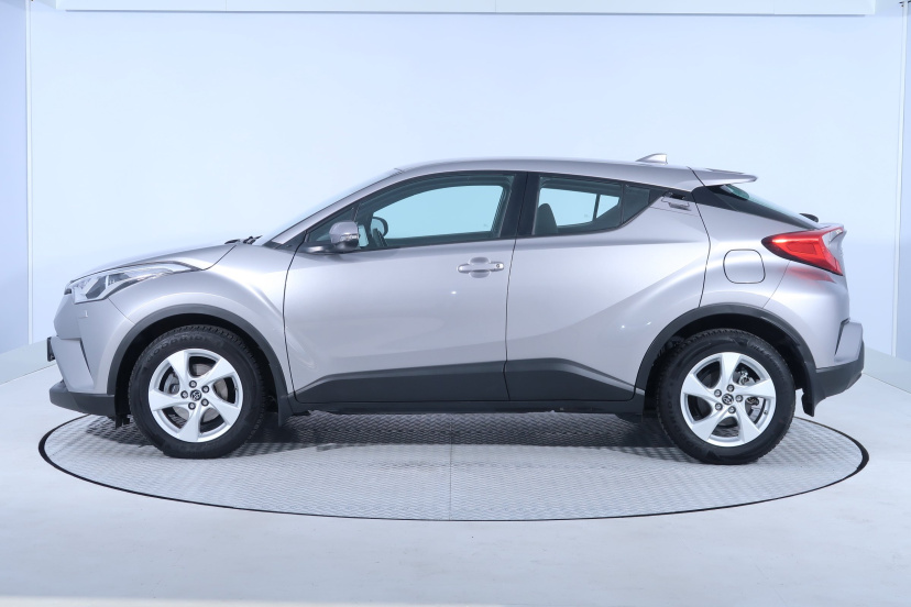 Toyota C-HR, 2019