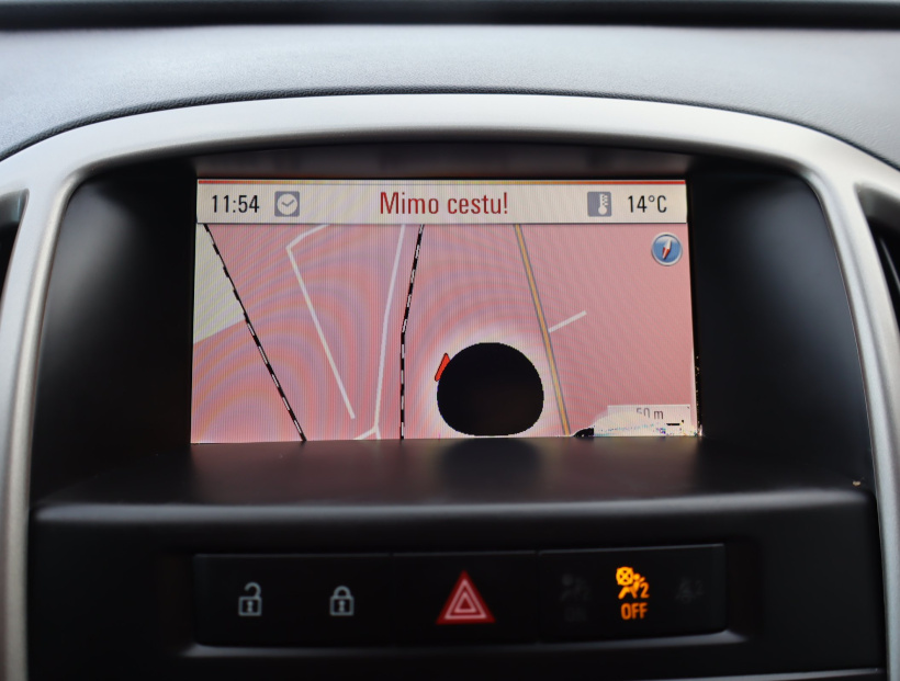 Opel Astra, 2012