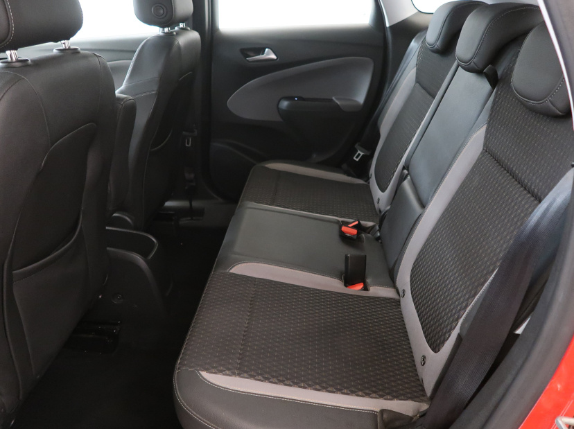 Opel Crossland, 2018