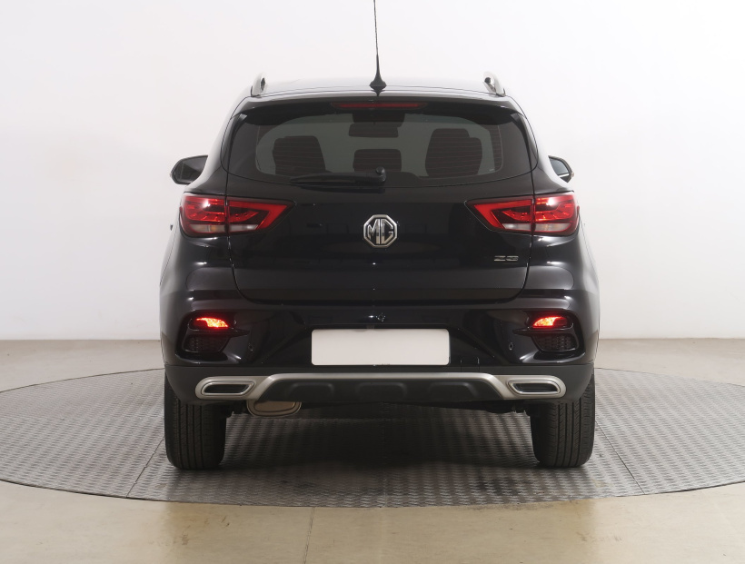 MG ZS SUV, 2025