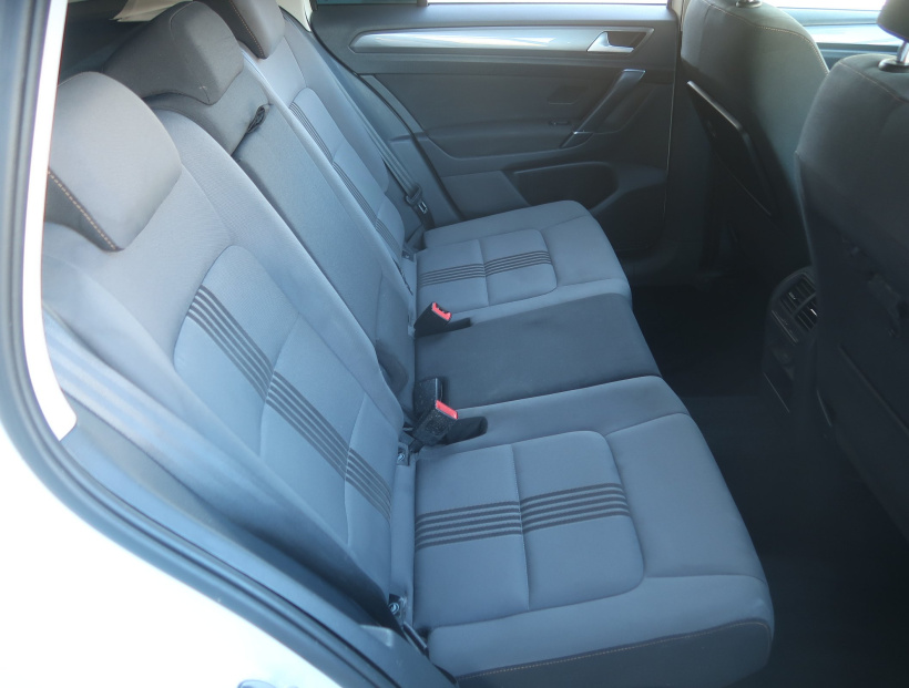Volkswagen Golf Sportsvan, 2017