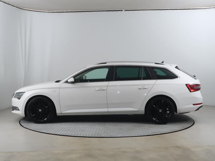 Škoda Superb, 2019