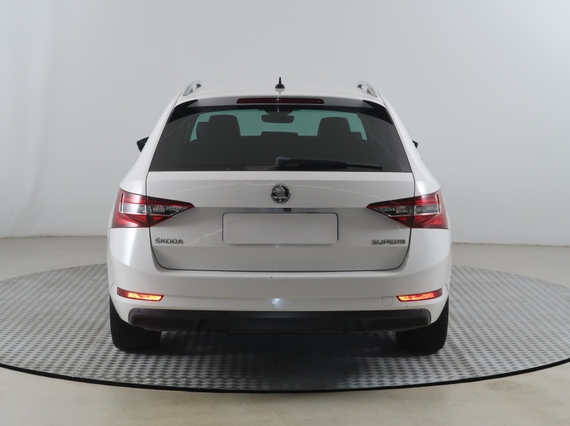 Škoda Superb, 2019
