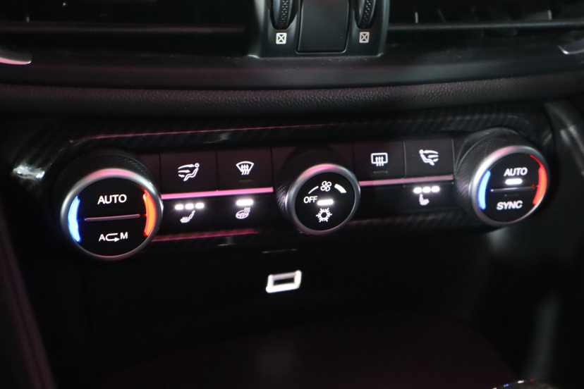 Alfa Romeo Giulia, 2017