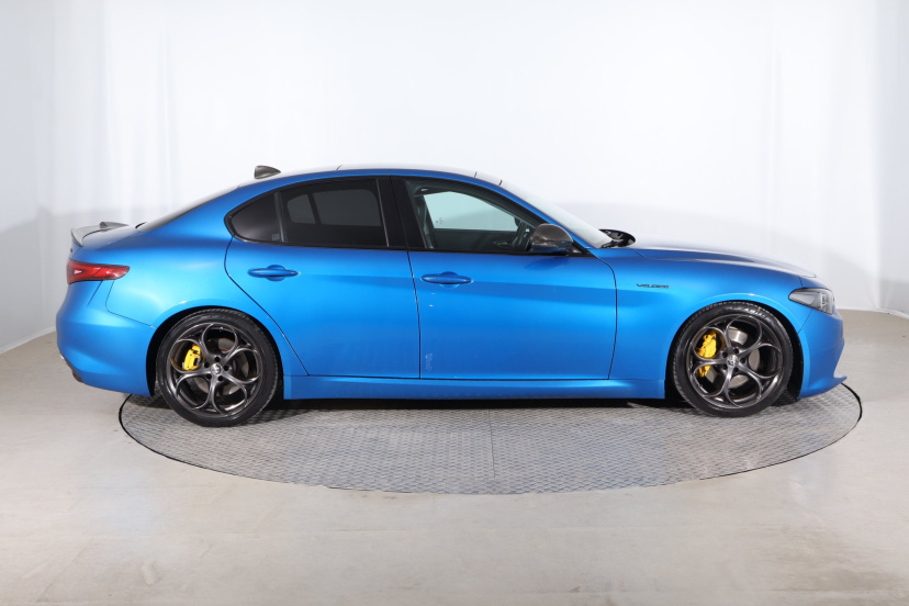 Alfa Romeo Giulia, 2017
