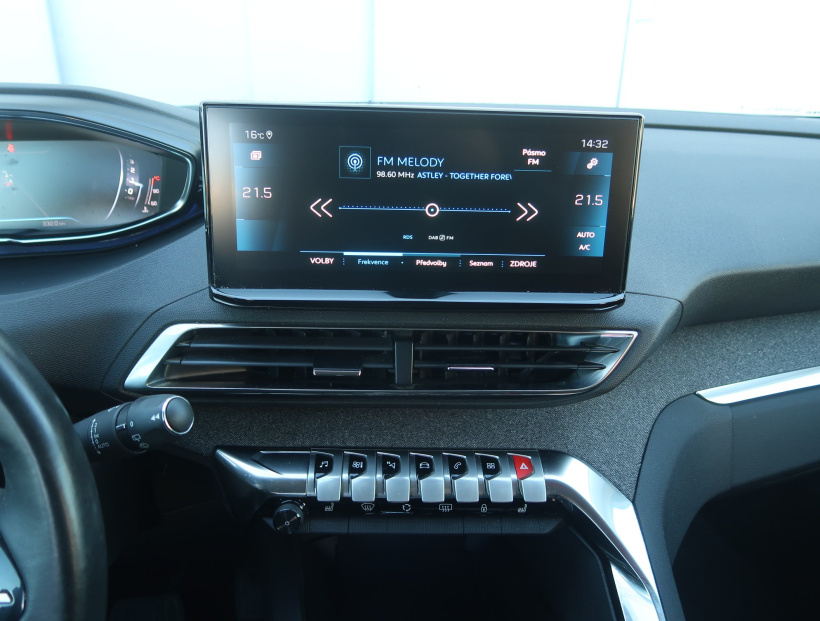 Peugeot 3008, 2021