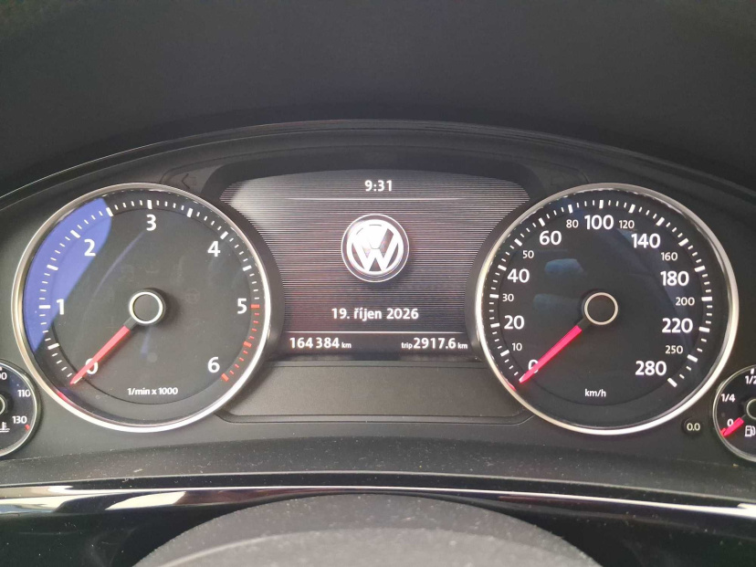 Volkswagen Touareg, 2015