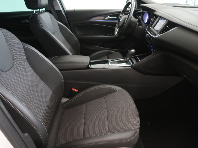 Opel Insignia, 2021