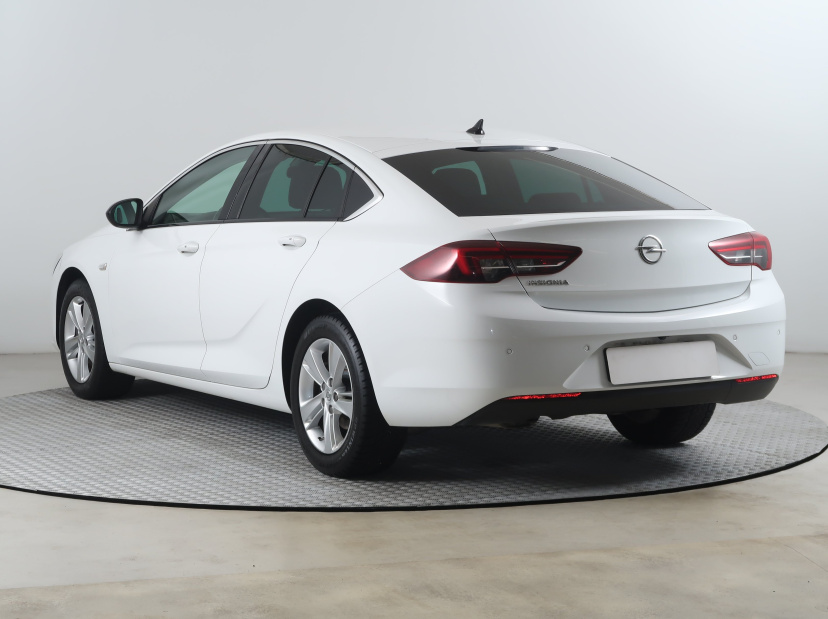 Opel Insignia, 2021