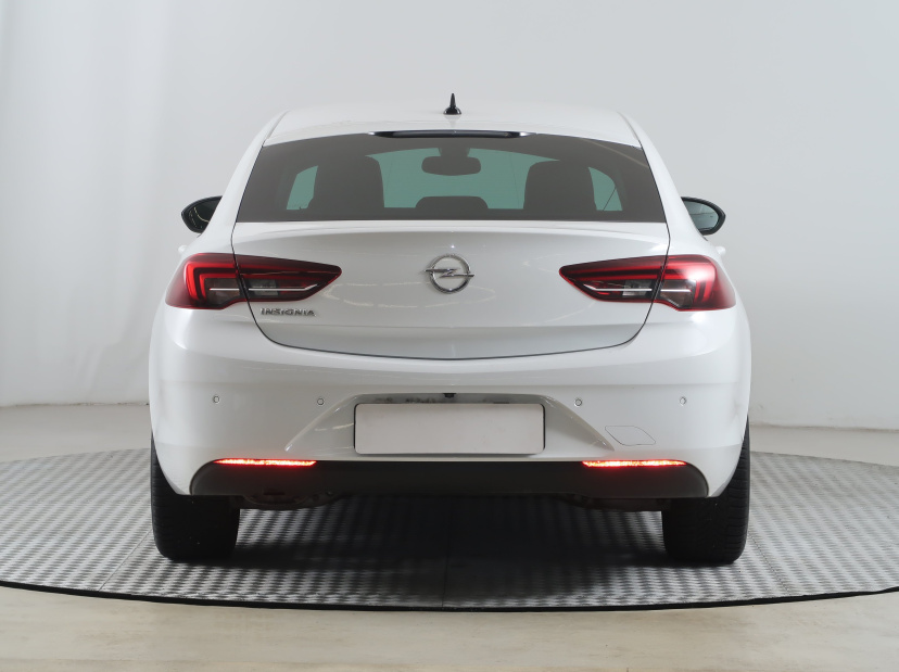 Opel Insignia, 2021