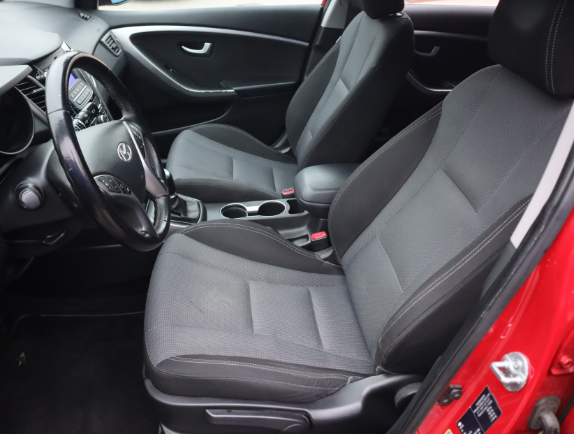 Hyundai i30, 2014